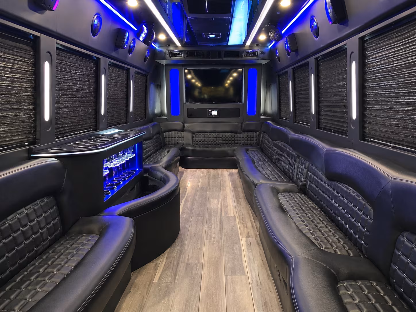 Auburn Birthday, Sweet 16, & Quinceañera Party Bus Rentals