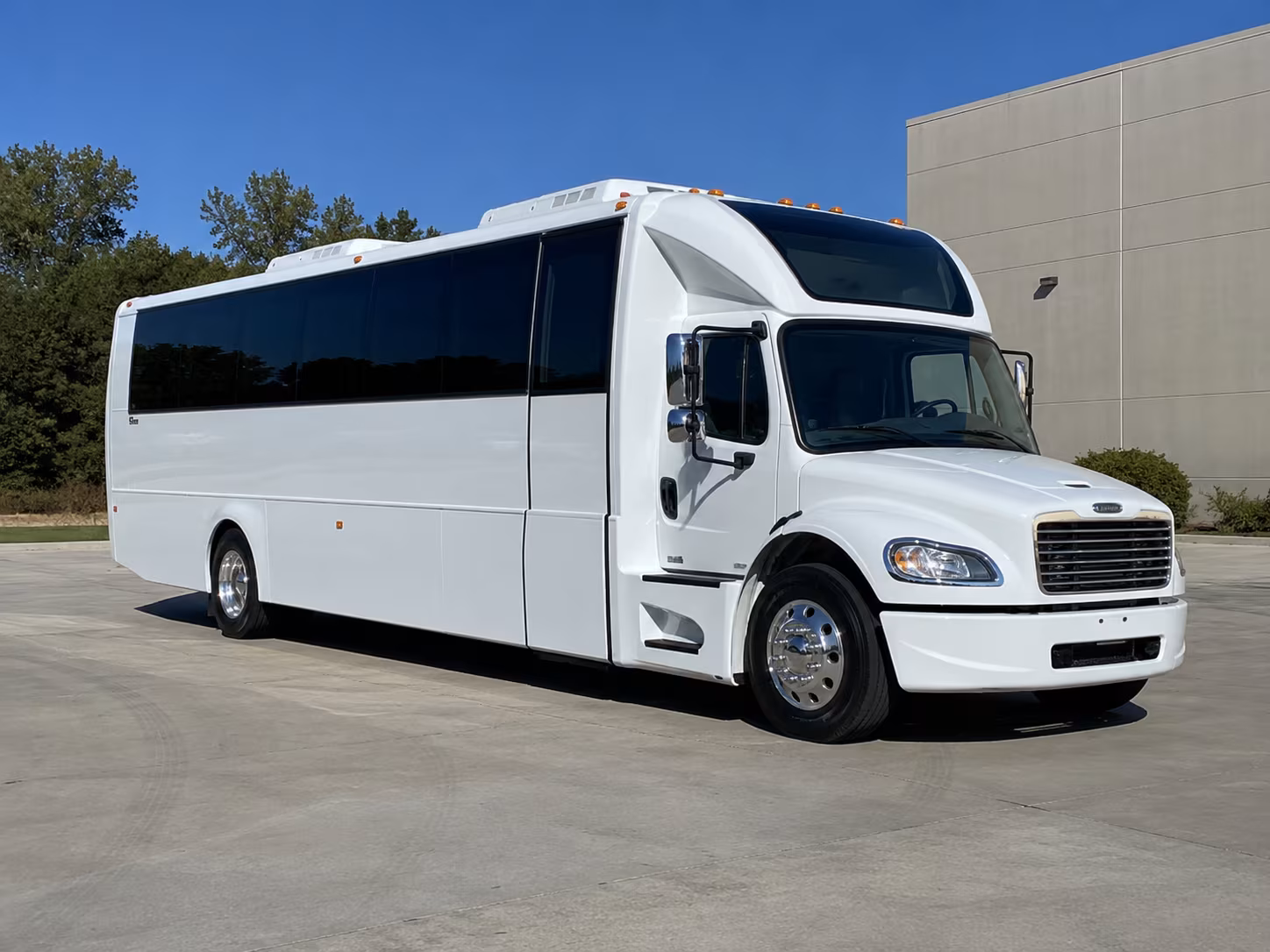 Macon Birthday, Sweet 16, & Quinceañera Party Bus Rentals