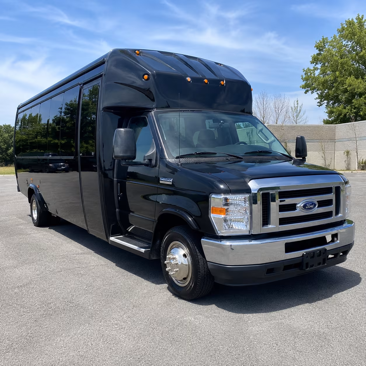Montgomery Winery Tour & Pub Crawl Transportation party bus exterior