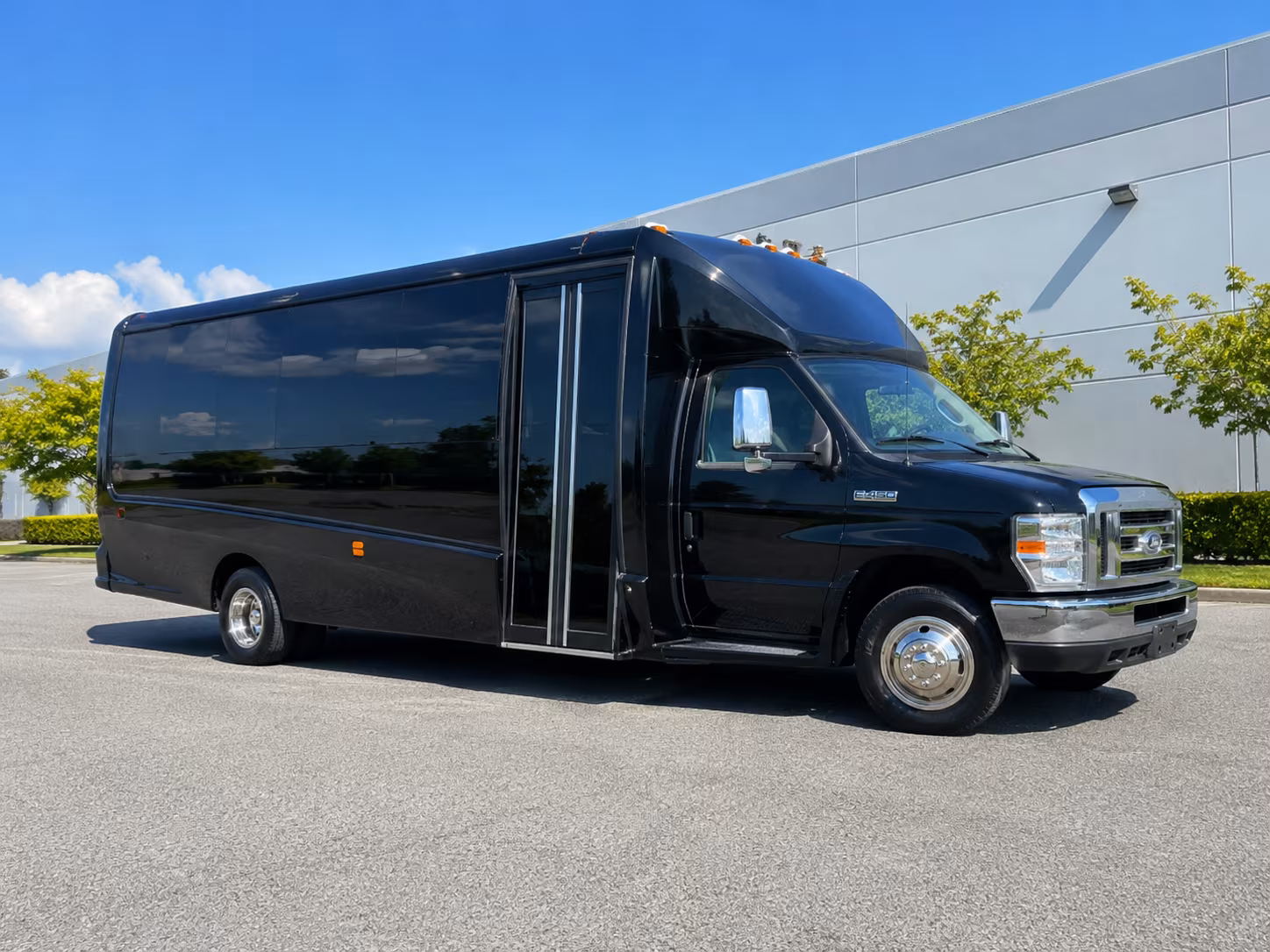 Montgomery Winery Tour & Pub Crawl Transportation party bus interior