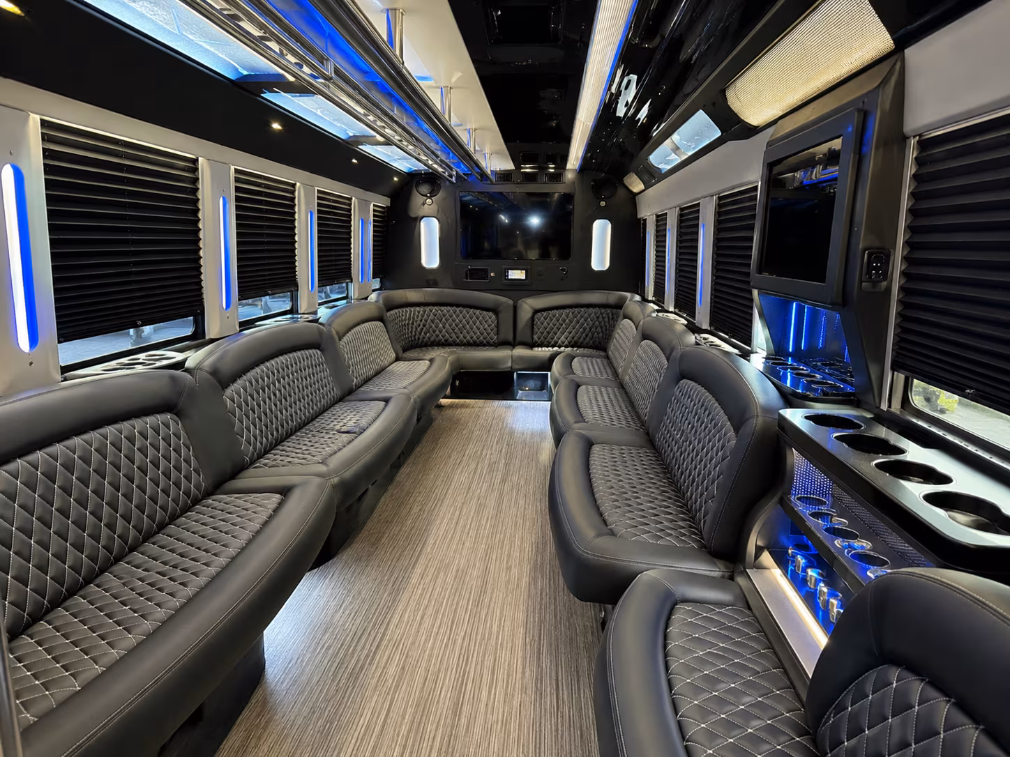 Montgomery Winery Tour & Pub Crawl Transportation route planning